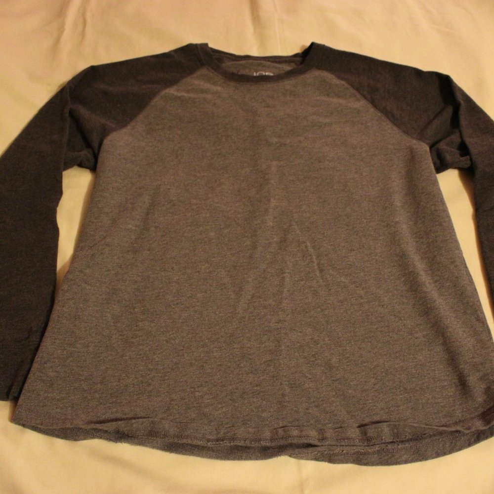 2/10$ Men's Joe Fresh Long Sleeved Top XL